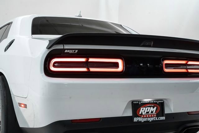 Used 2022 Dodge Challenger SRT Hellcat w/ Plus Package RWD image 11