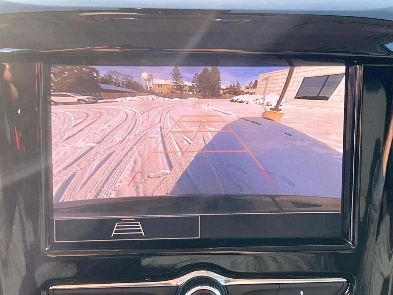 Used 2020 Chevrolet Traverse LT w/ LPO, Cargo Package image 27