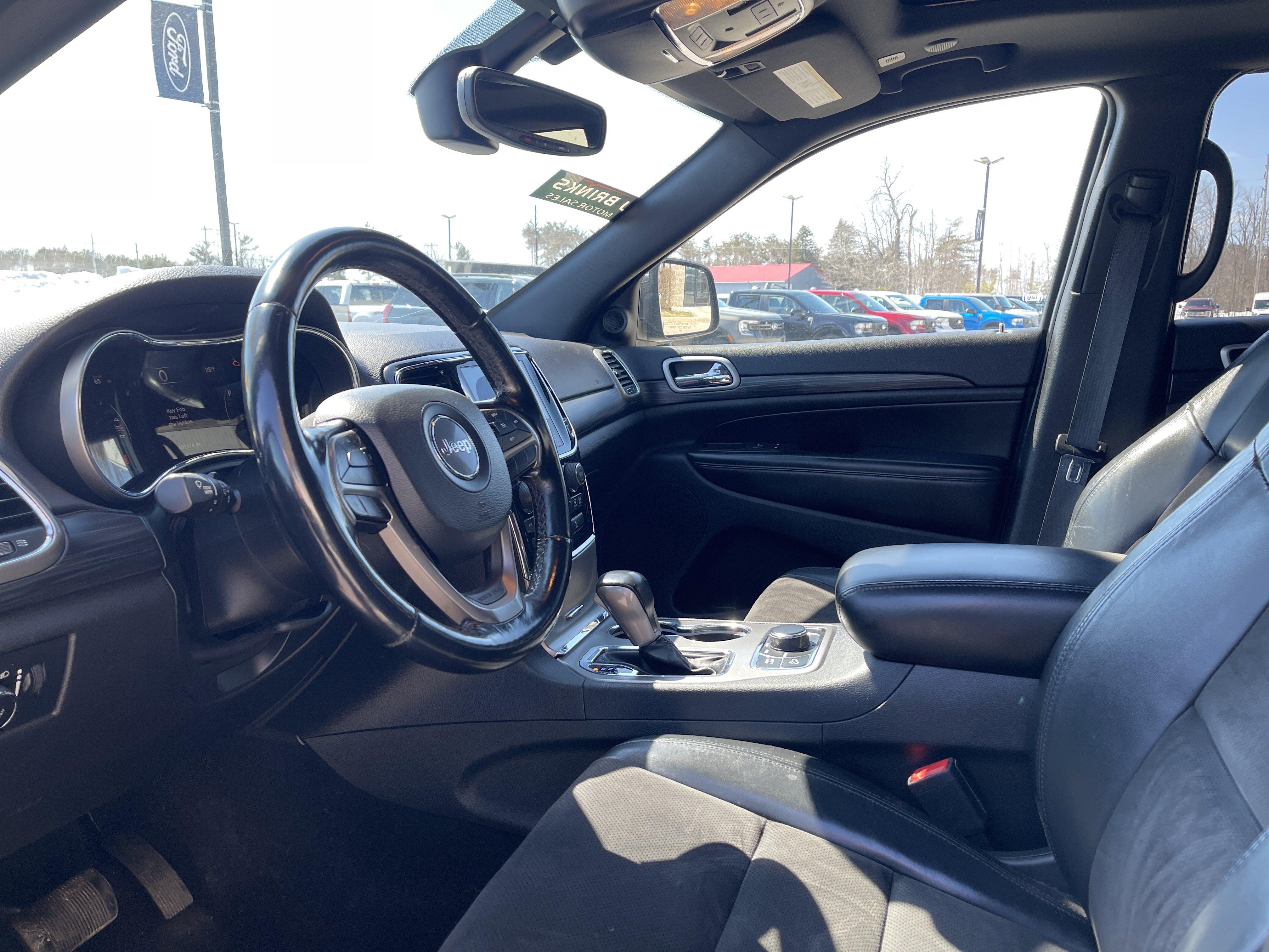 Used 2020 Jeep Grand Cherokee Altitude AWD/4WD image 10