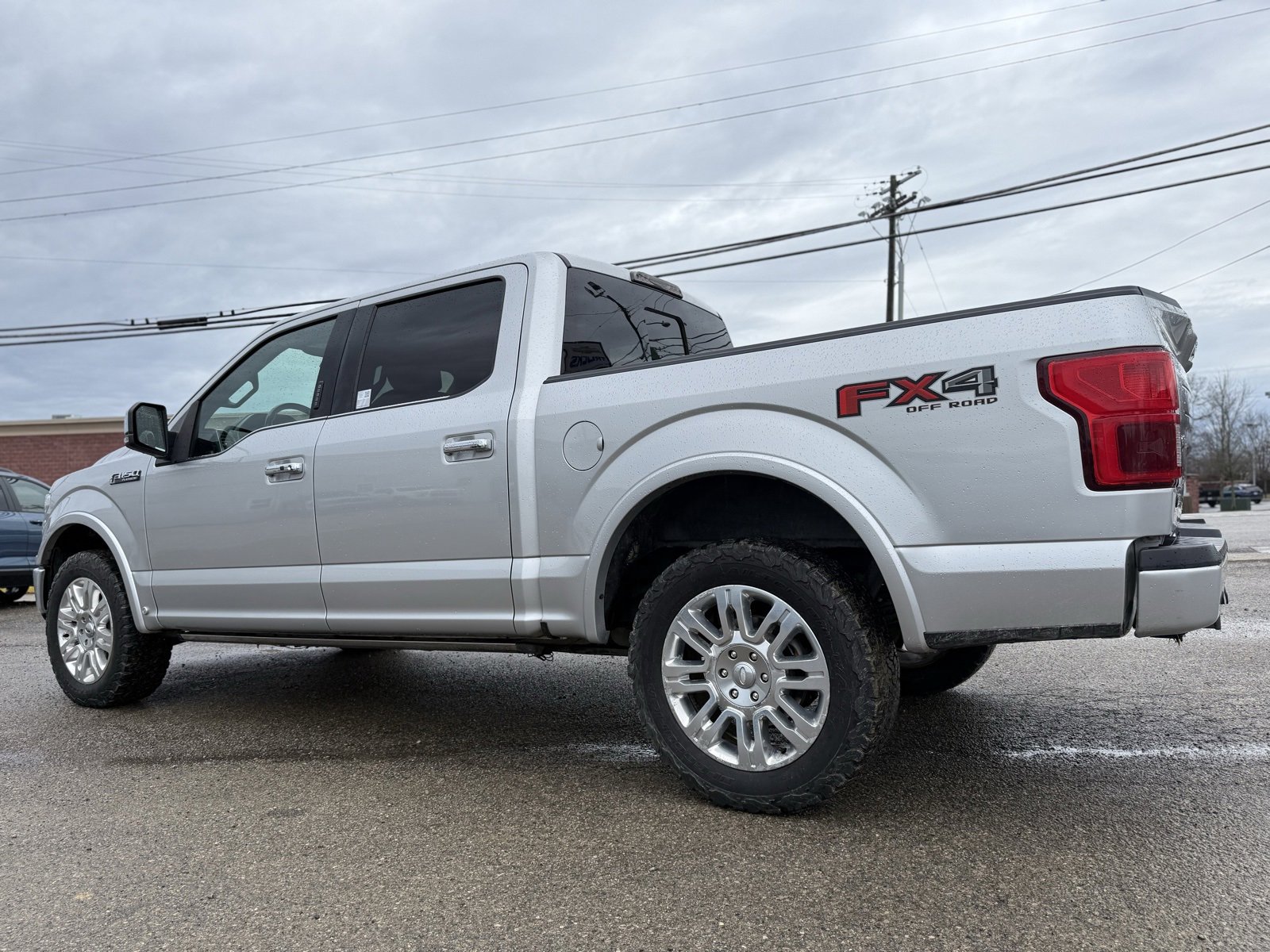 Used 2018 Ford F150 Platinum w/ Equipment Group 701A Luxury image 6