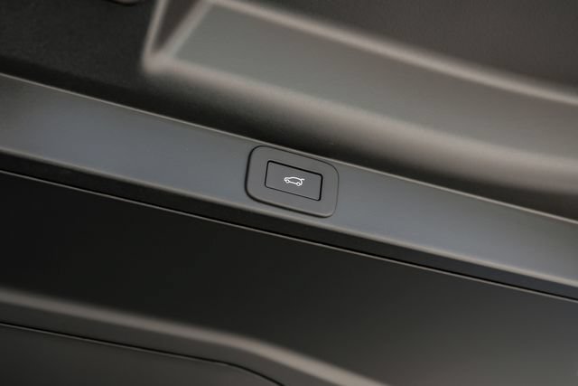 New 2026 Land Rover Range Rover SE AWD/4WD image 67