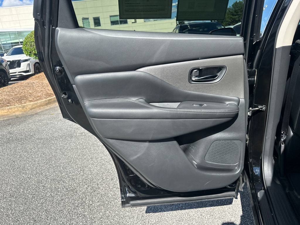 Used 2024 Nissan Murano SV FWD image 17