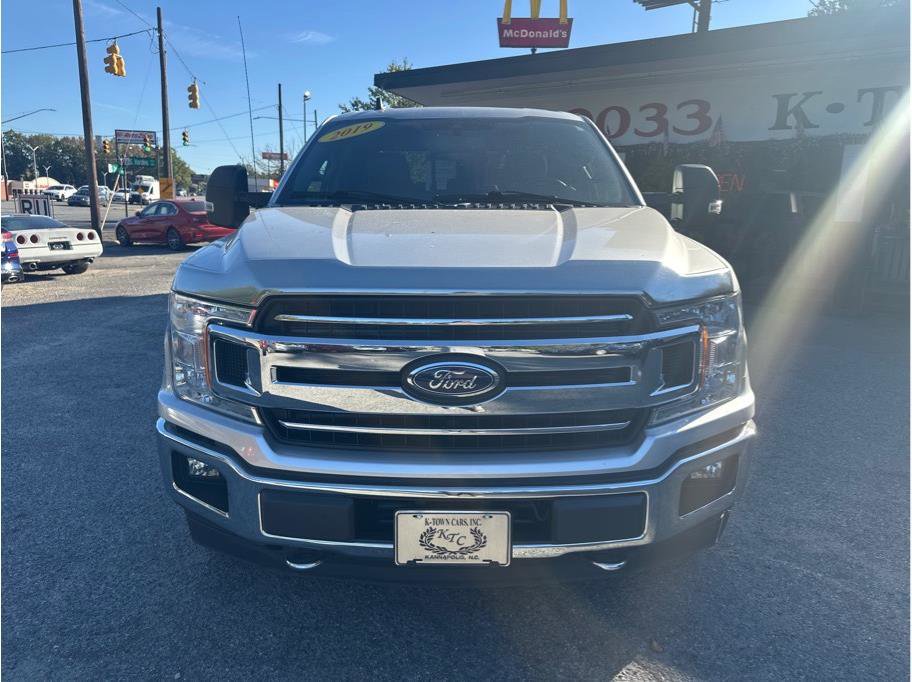 Used 2019 Ford F150 XLT w/ Equipment Group 302A Luxury image 2