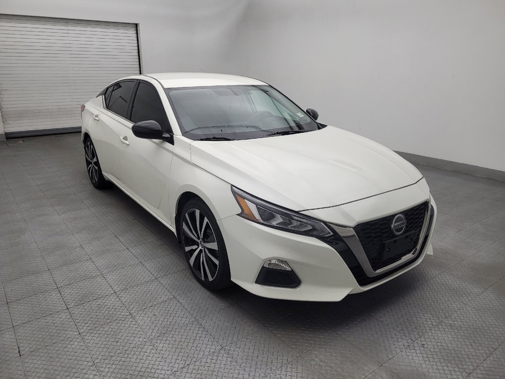 Used 2019 Nissan Altima 2.5 SR FWD image 13