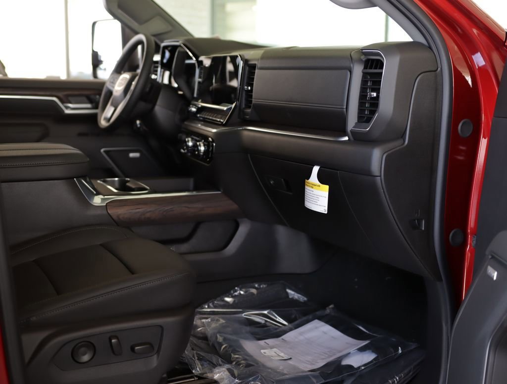 New 2026 GMC Sierra 2500 SLT w/ SLT Premium Package image 33