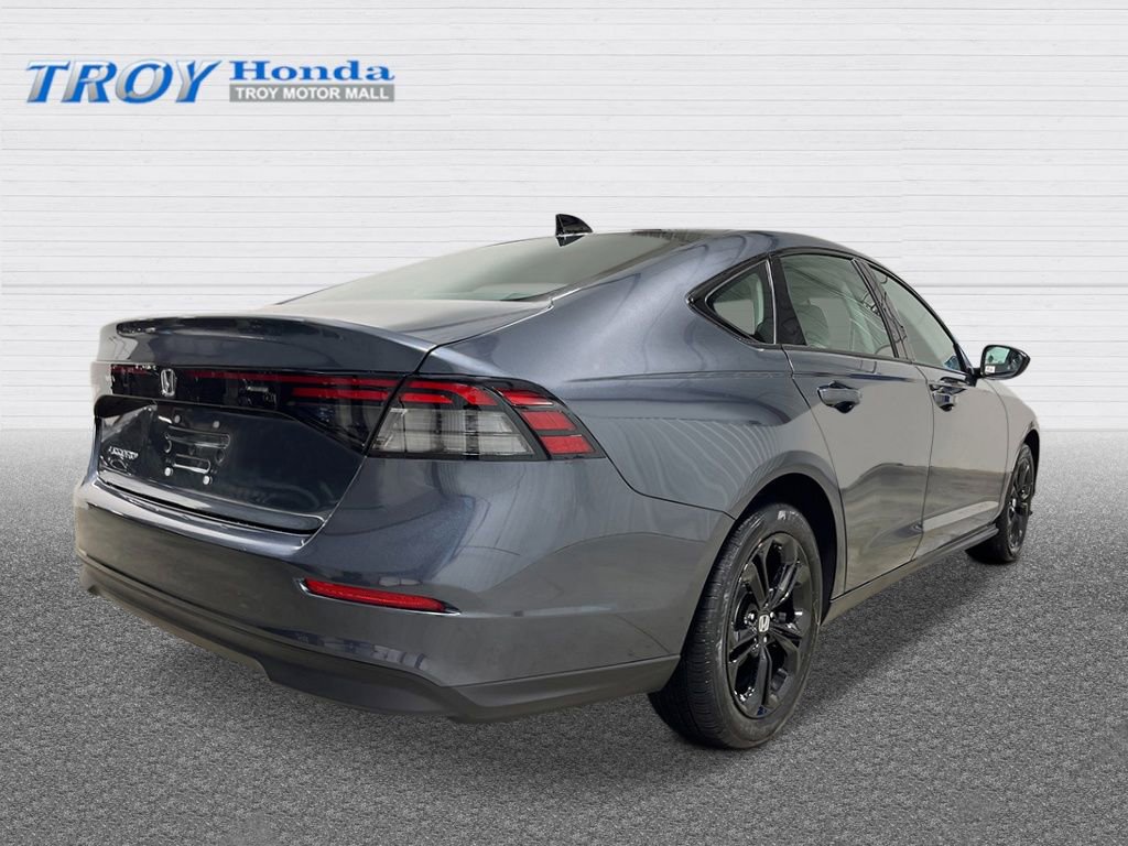 New 2025 Honda Accord SE image 6
