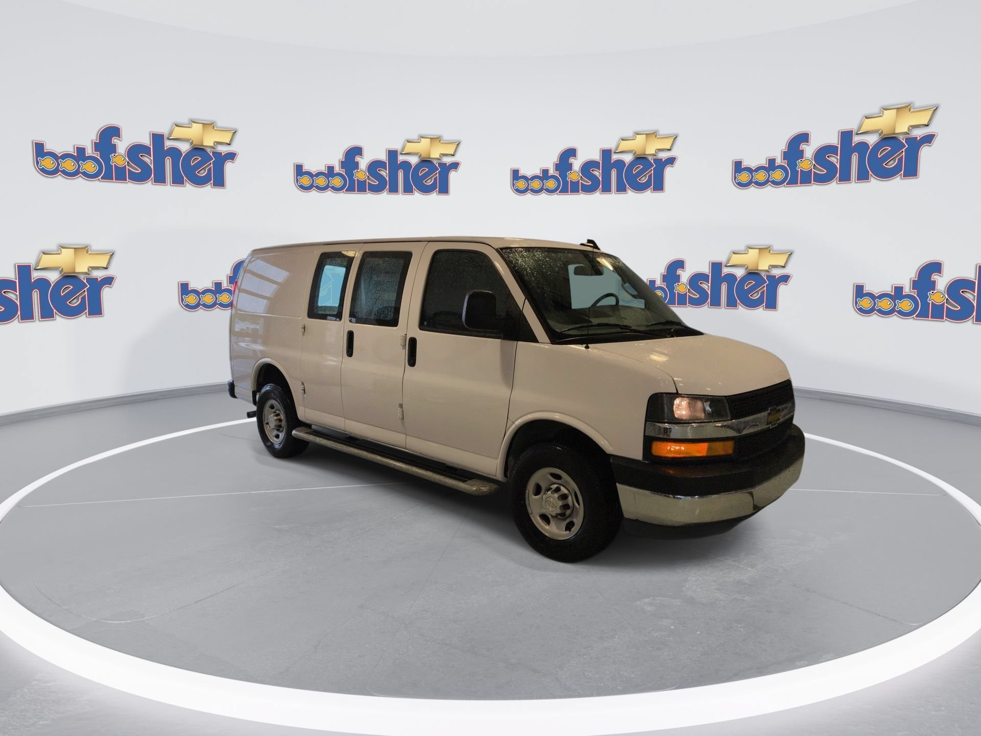 Used 2024 Chevrolet Express 2500 w/ Driver Convenience Package RWD image 2