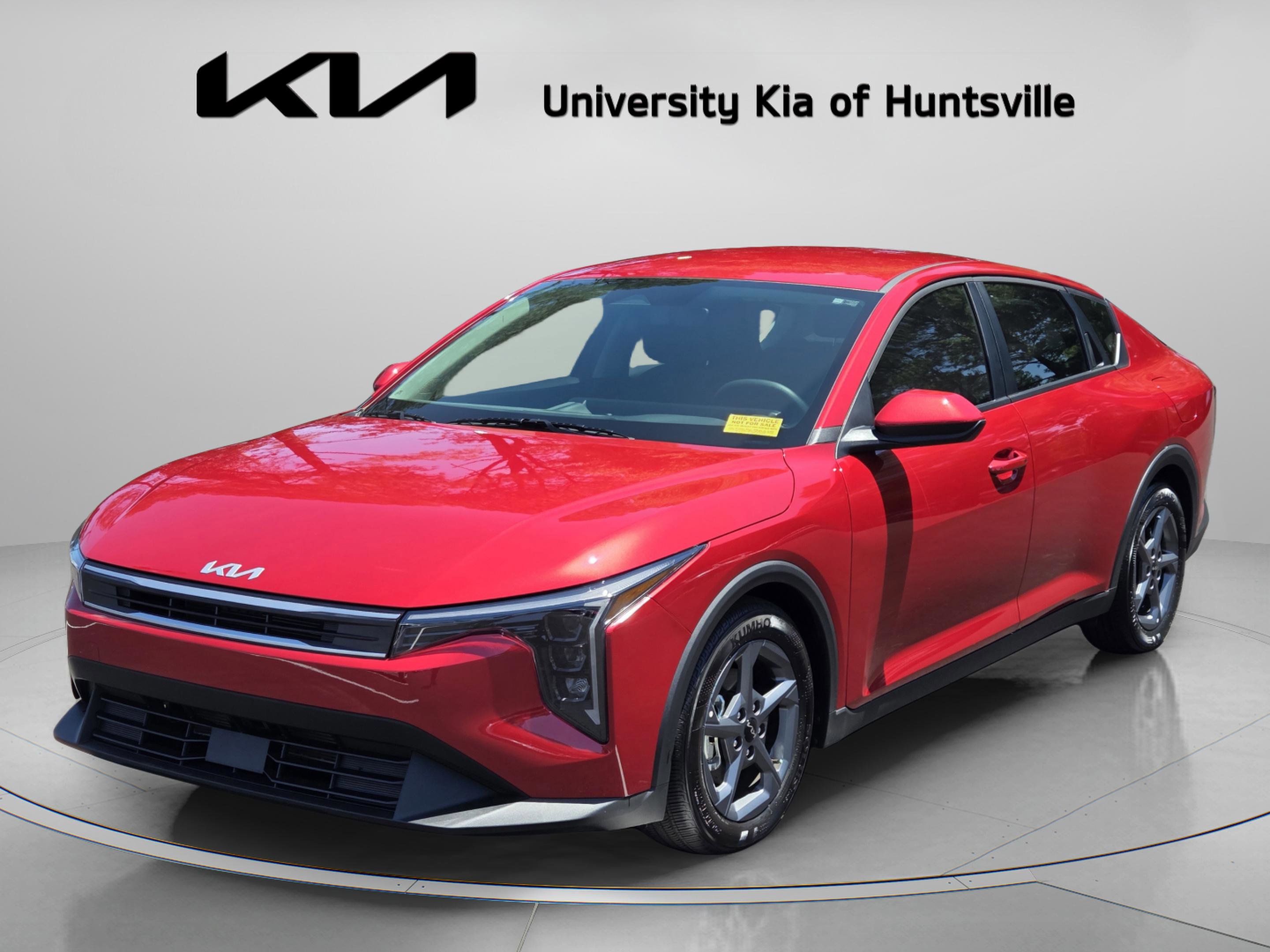 Used 2025 Kia K4 FWD image 3