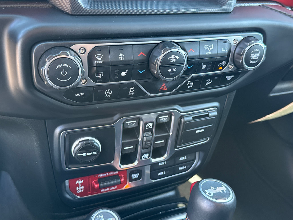 Used 2019 Jeep Wrangler Unlimited Rubicon AWD/4WD image 30