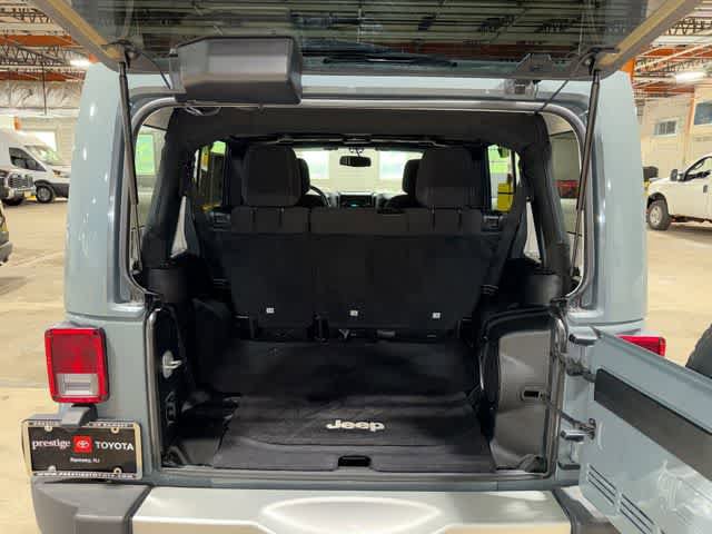 Used 2014 Jeep Wrangler Unlimited Sahara w/ Dual Top Group AWD/4WD image 11