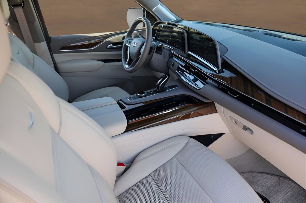 Certified 2024 Cadillac Escalade Premium Luxury Platinum w/ Heavy-Duty Trailer Package image 32