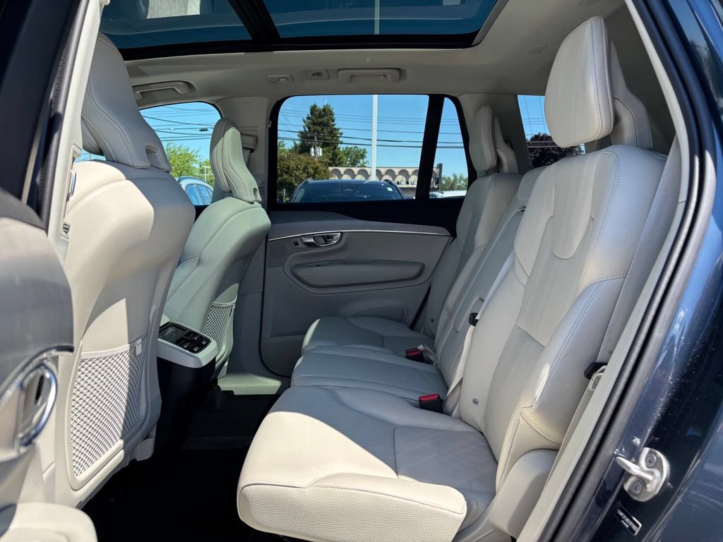 Used 2025 Volvo XC90 B5 Core w/ Climate Package AWD/4WD image 20