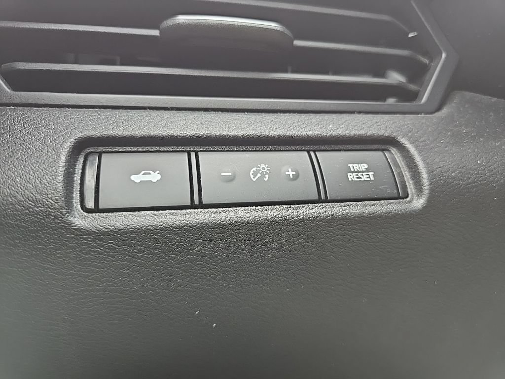 Used 2024 Nissan Altima 2.5 SR FWD image 22