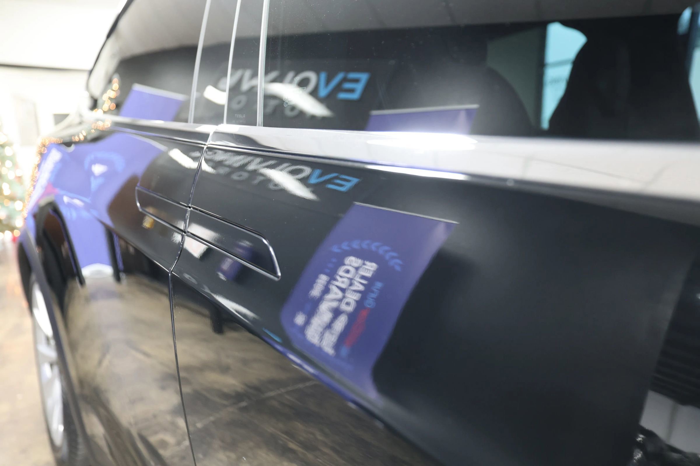 Used 2018 Tesla Model X 75D image 16