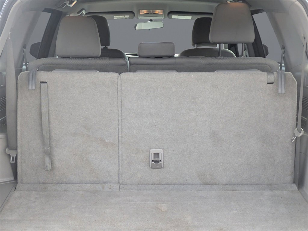 Used 2015 Toyota Highlander LE image 13