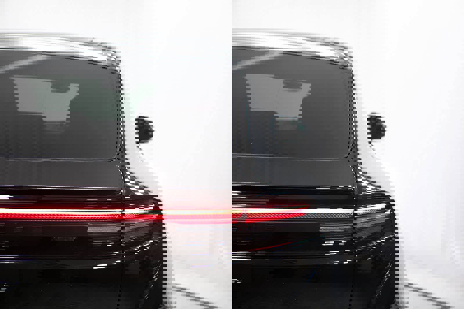 New 2026 Porsche Macan GTS Electric image 39