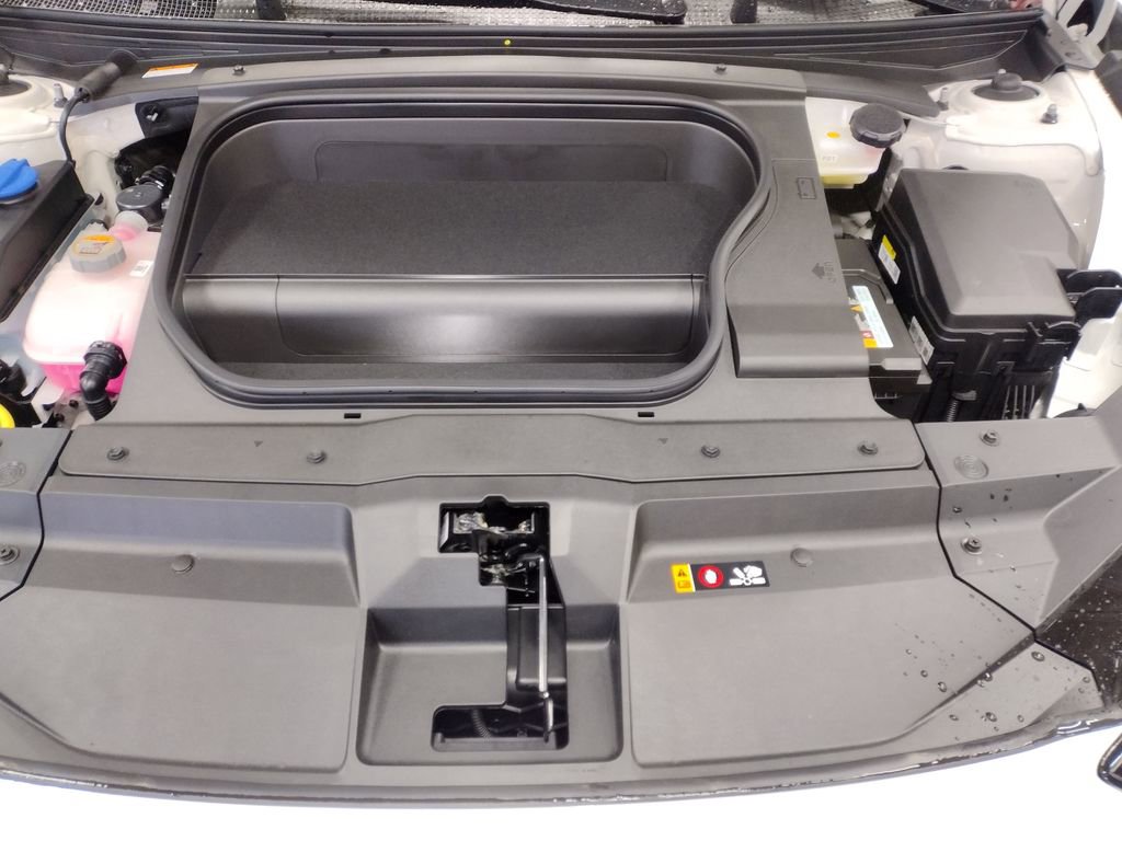 Certified 2025 Hyundai Ioniq 6 SEL image 8