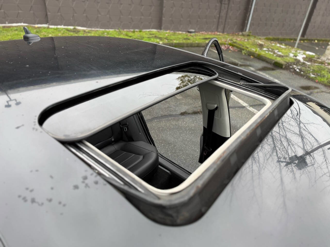 Used 2014 Volkswagen Passat TDI SE image 22