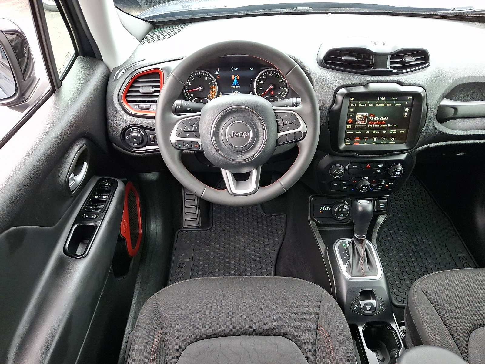 Used 2023 Jeep Renegade Trailhawk image 13