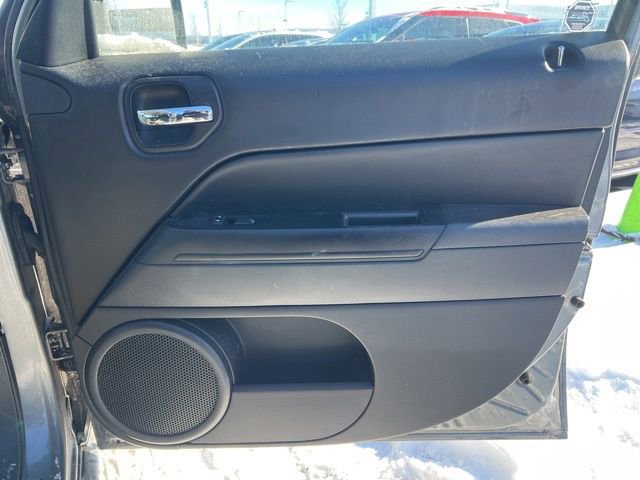 Used 2014 Jeep Patriot Latitude w/ Sun/Sound Group image 25