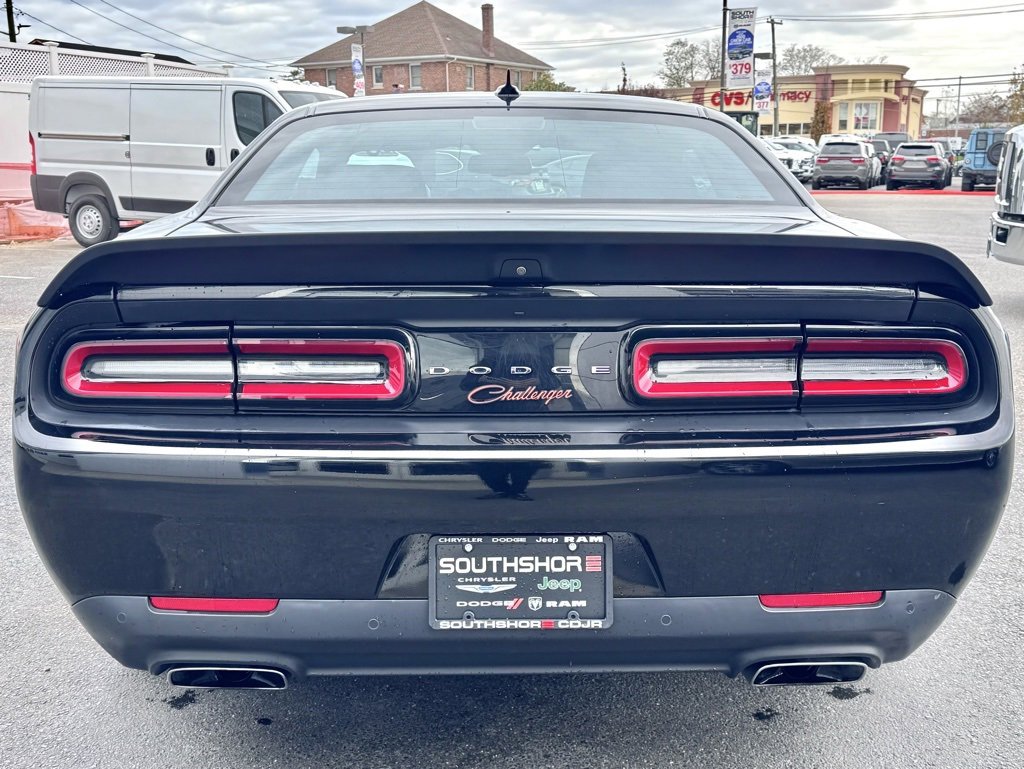 Certified 2022 Dodge Challenger R/T Scat Pack image 6
