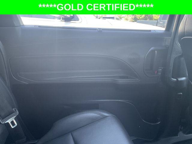 Certified 2022 Toyota Sienna XLE Woodland Edition AWD/4WD image 29