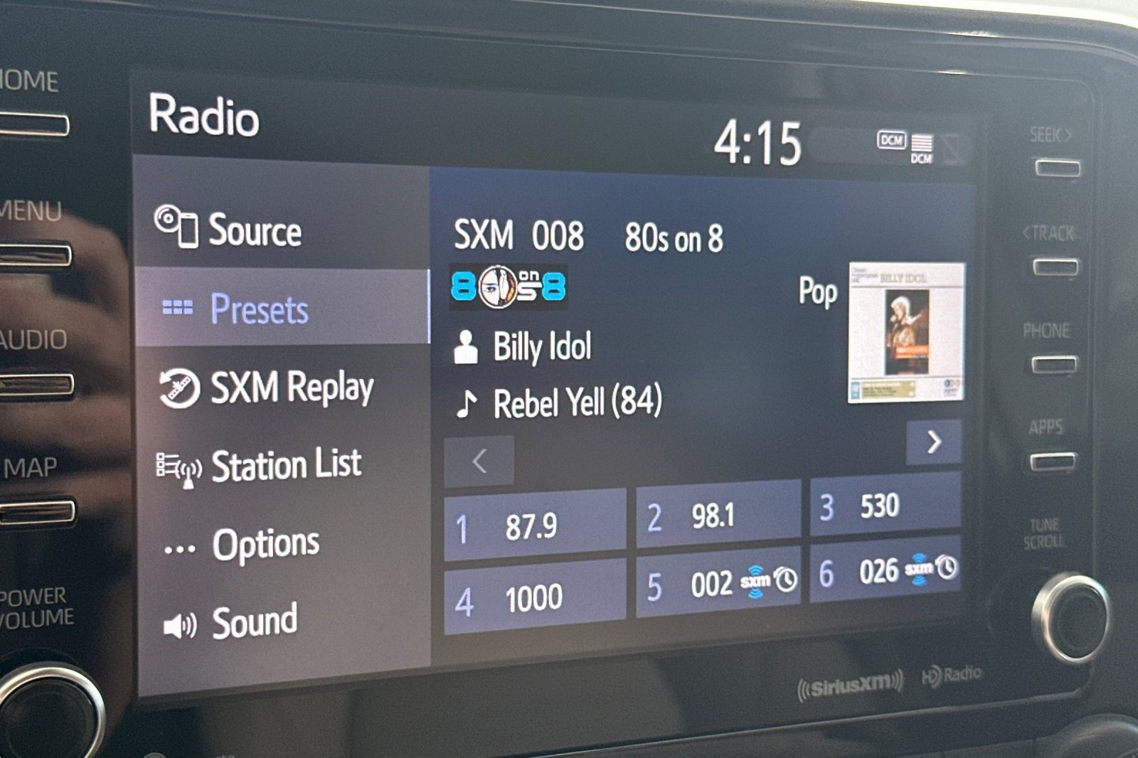 Used 2021 Toyota Highlander XLE FWD image 23