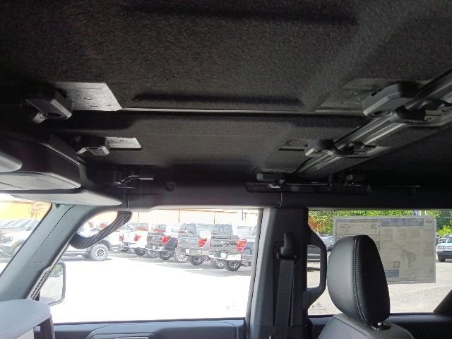New 2026 Ford Bronco Outer Banks AWD/4WD image 13