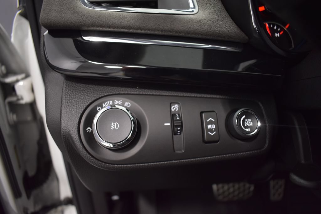 Used 2015 Chevrolet SS RWD image 23