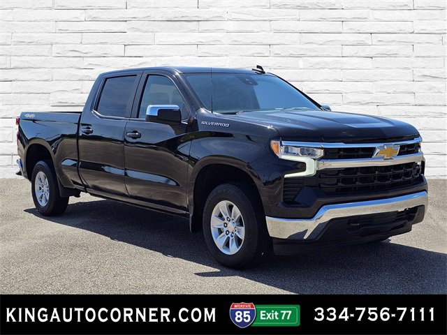 Used 2023 Chevrolet Silverado 1500 LT w/ Protection Package image 3