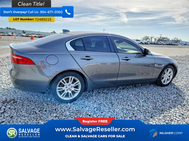 Used 2017 Jaguar XE Premium image 4