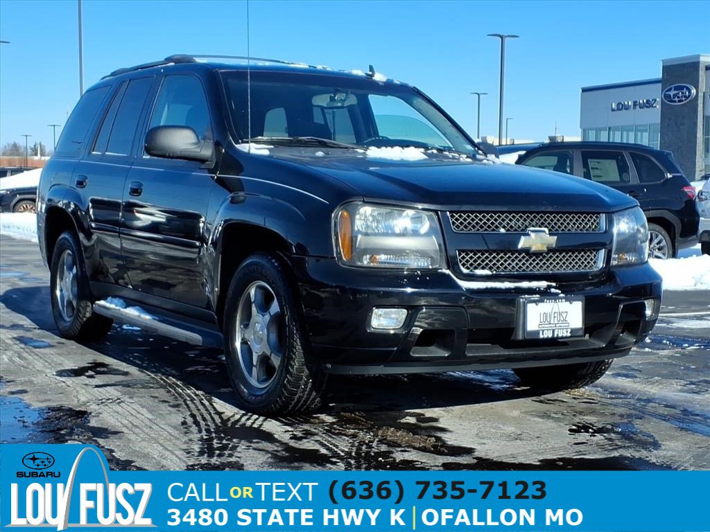 Used 2008 Chevrolet TrailBlazer LT w/ Sun And Sound Package image 1