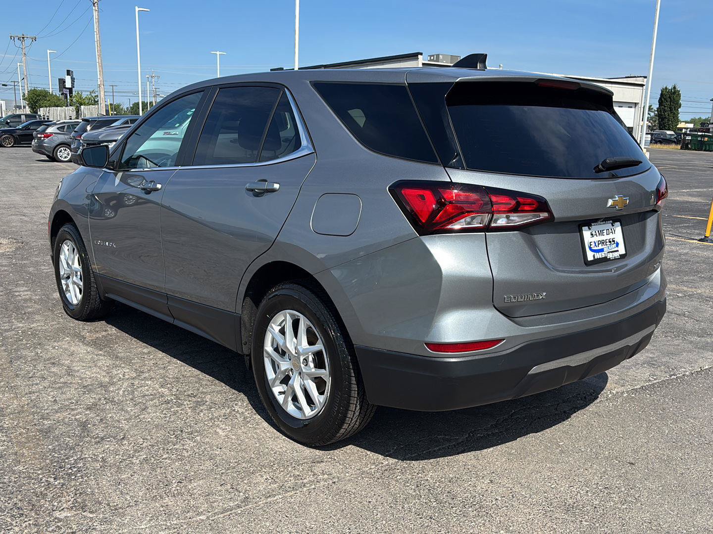 Used 2023 Chevrolet Equinox LT AWD/4WD image 5