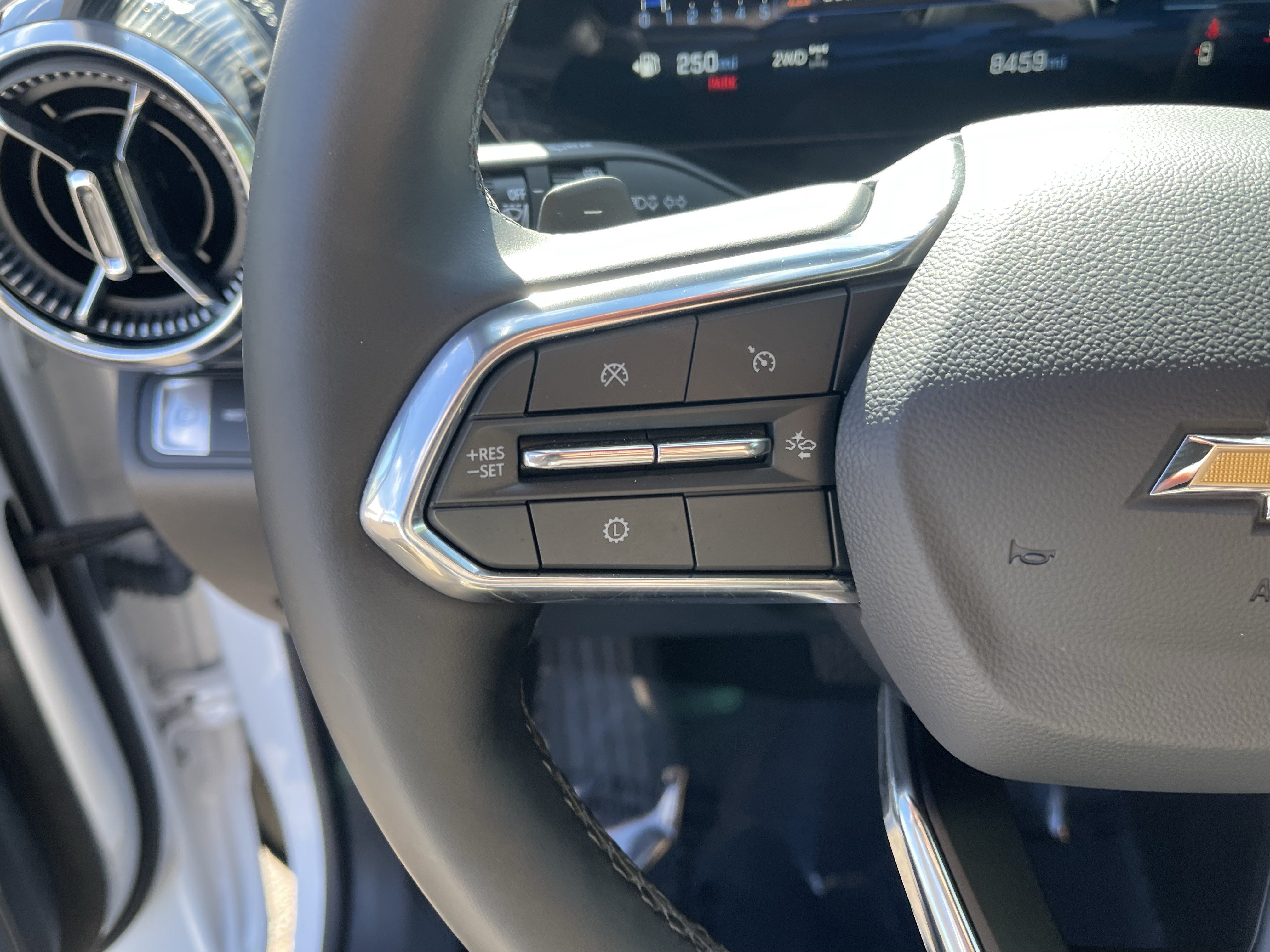 Used 2026 Chevrolet Equinox LT AWD/4WD image 20
