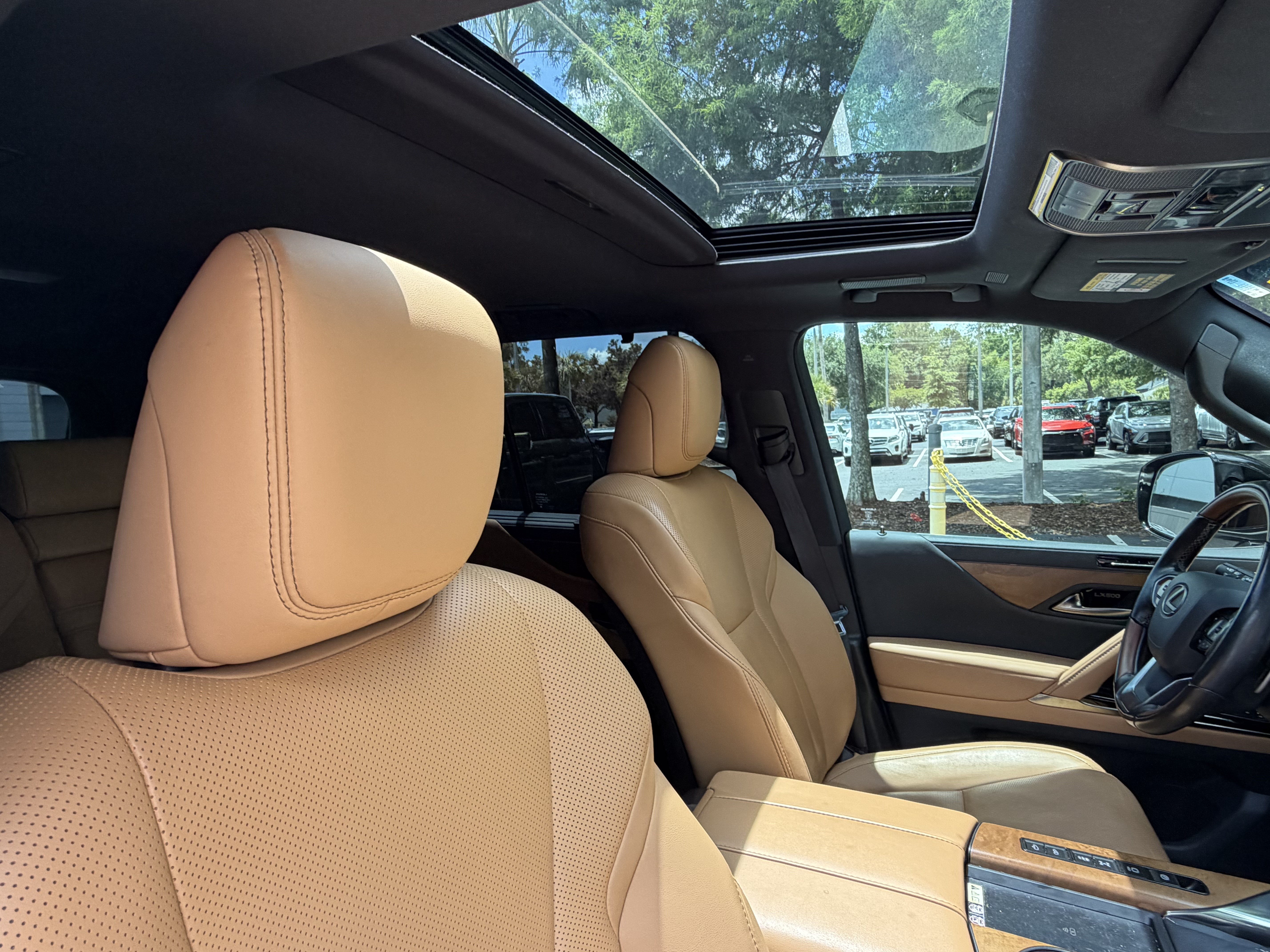 Used 2023 Lexus LX 600 4WD w/ Appearance Package image 46
