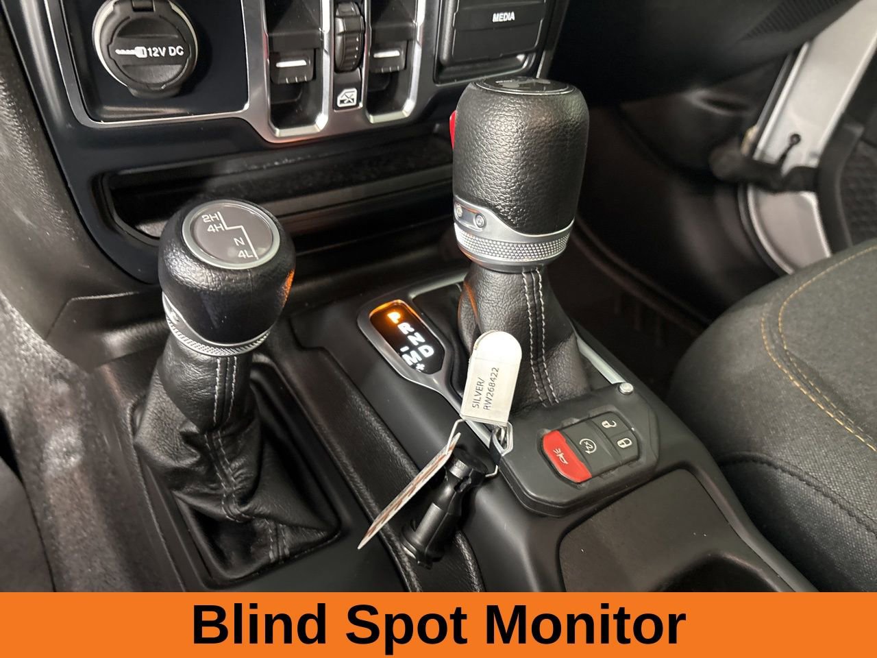 Used 2024 Jeep Wrangler Unlimited Sahara w/ Safety Group AWD/4WD image 16