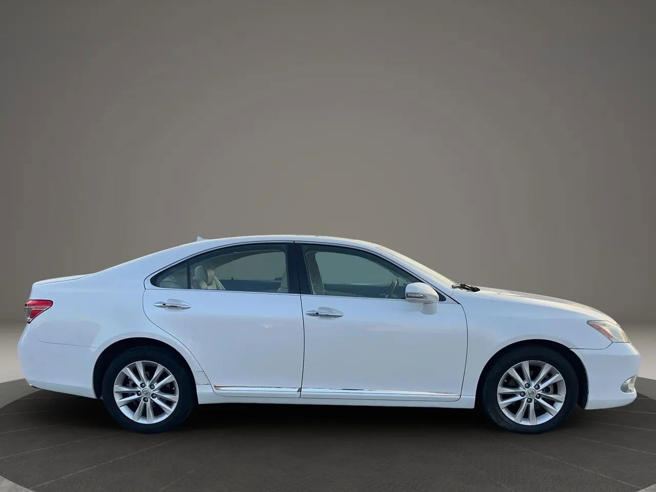 Used 2010 Lexus ES 350 ES 350 Sedan 4D FWD image 22