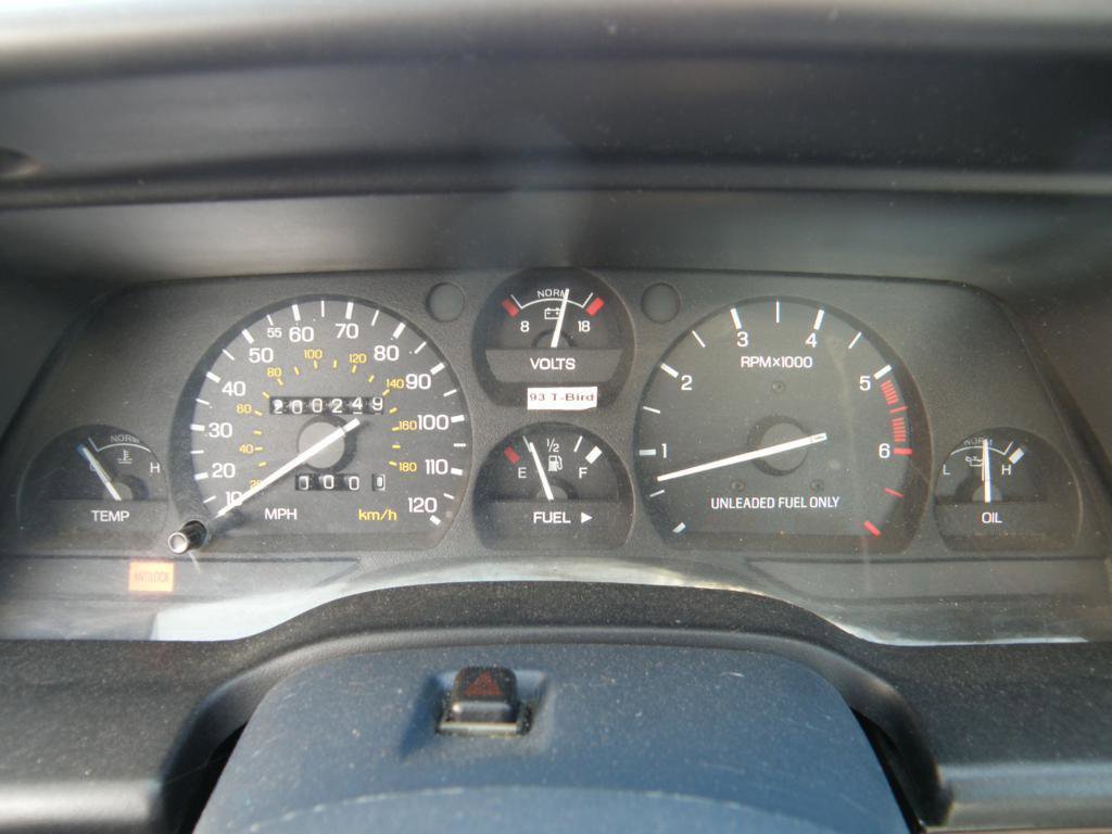 Used 1993 Ford Thunderbird LX image 11