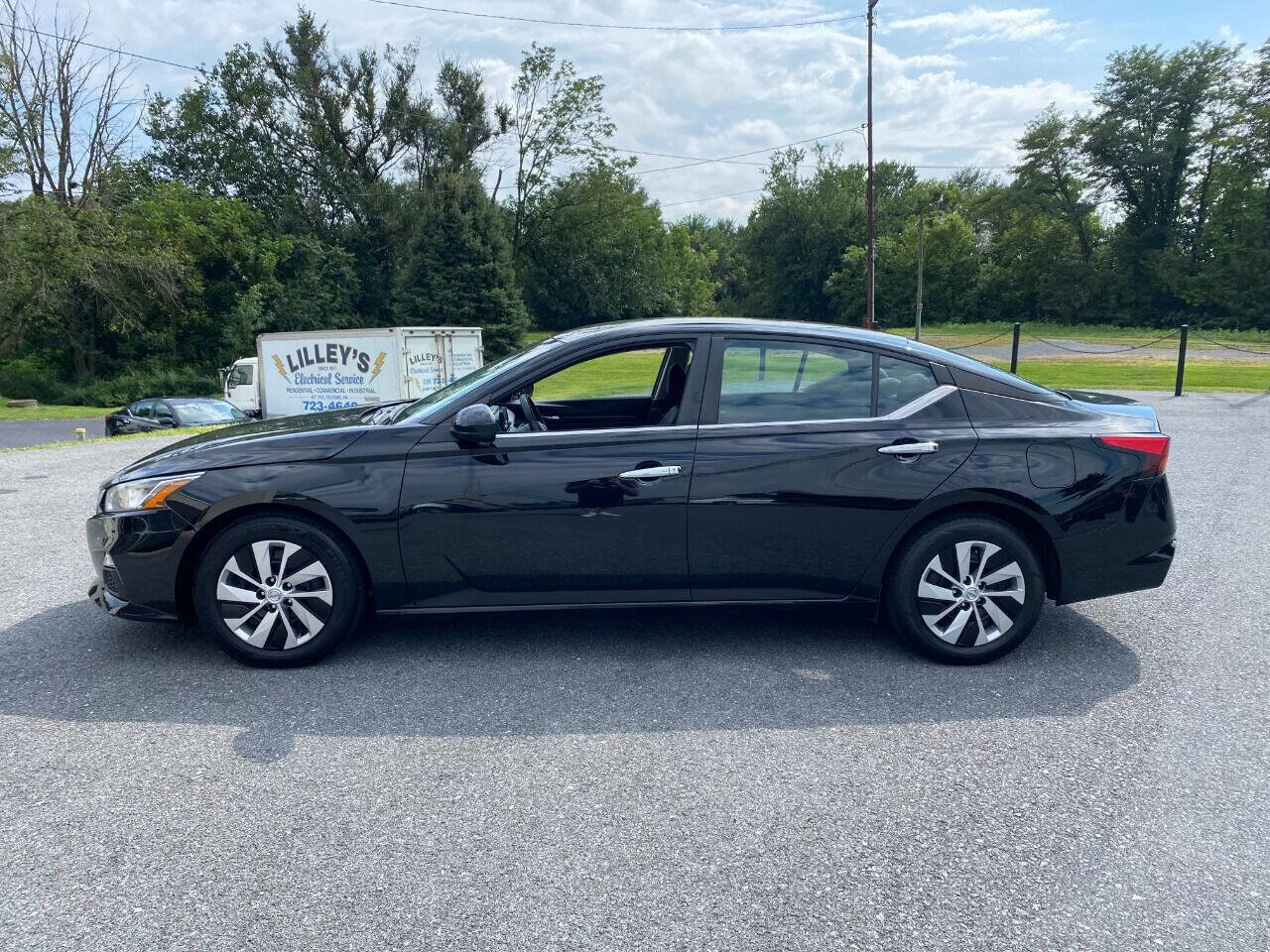 Used 2021 Nissan Altima 2.5 S image 2