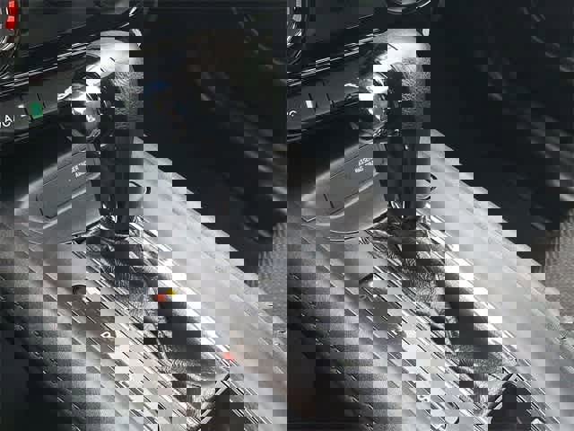 Used 2018 Honda HR-V LX image 21