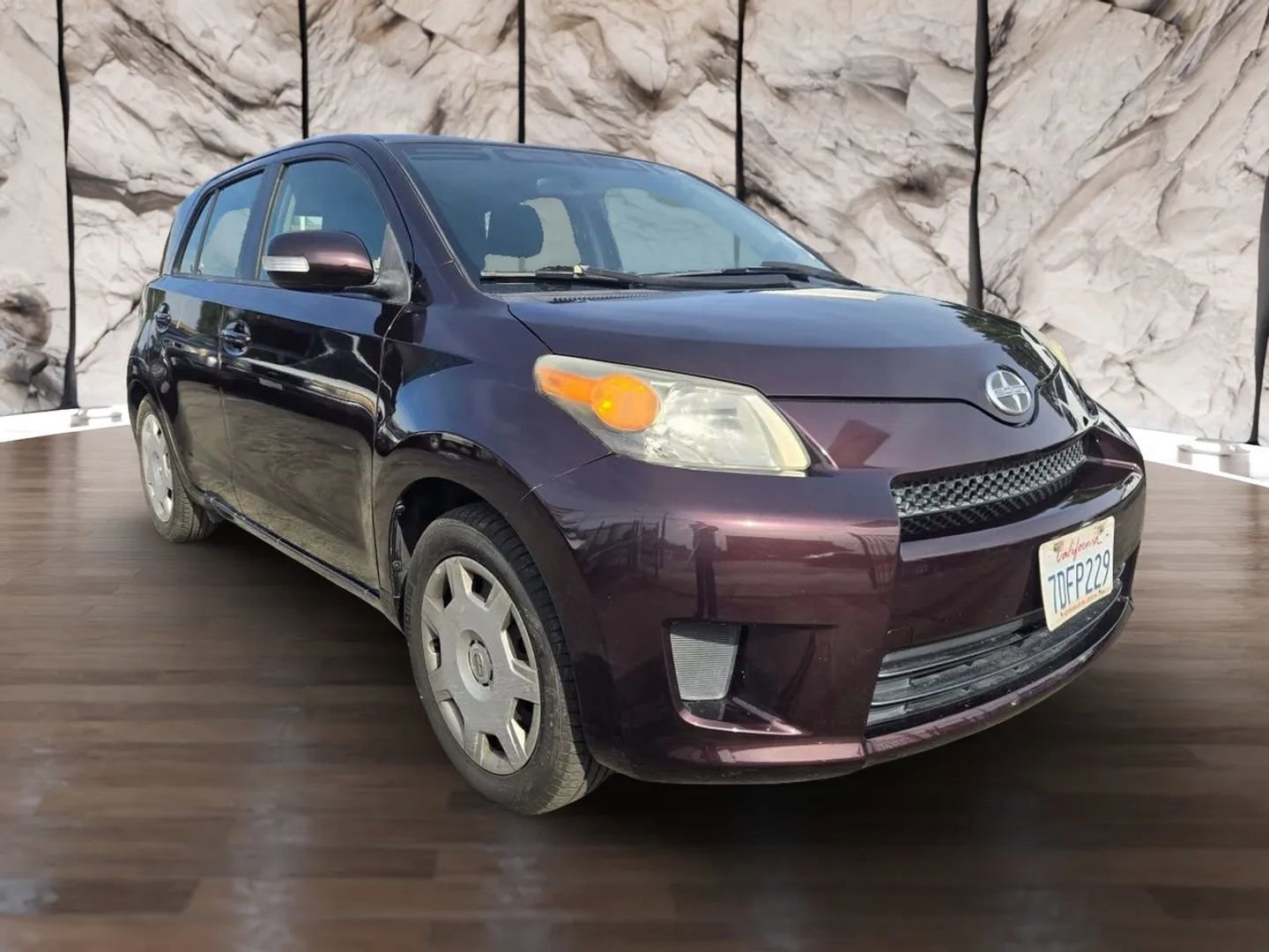 Used 2013 Scion xD image 3