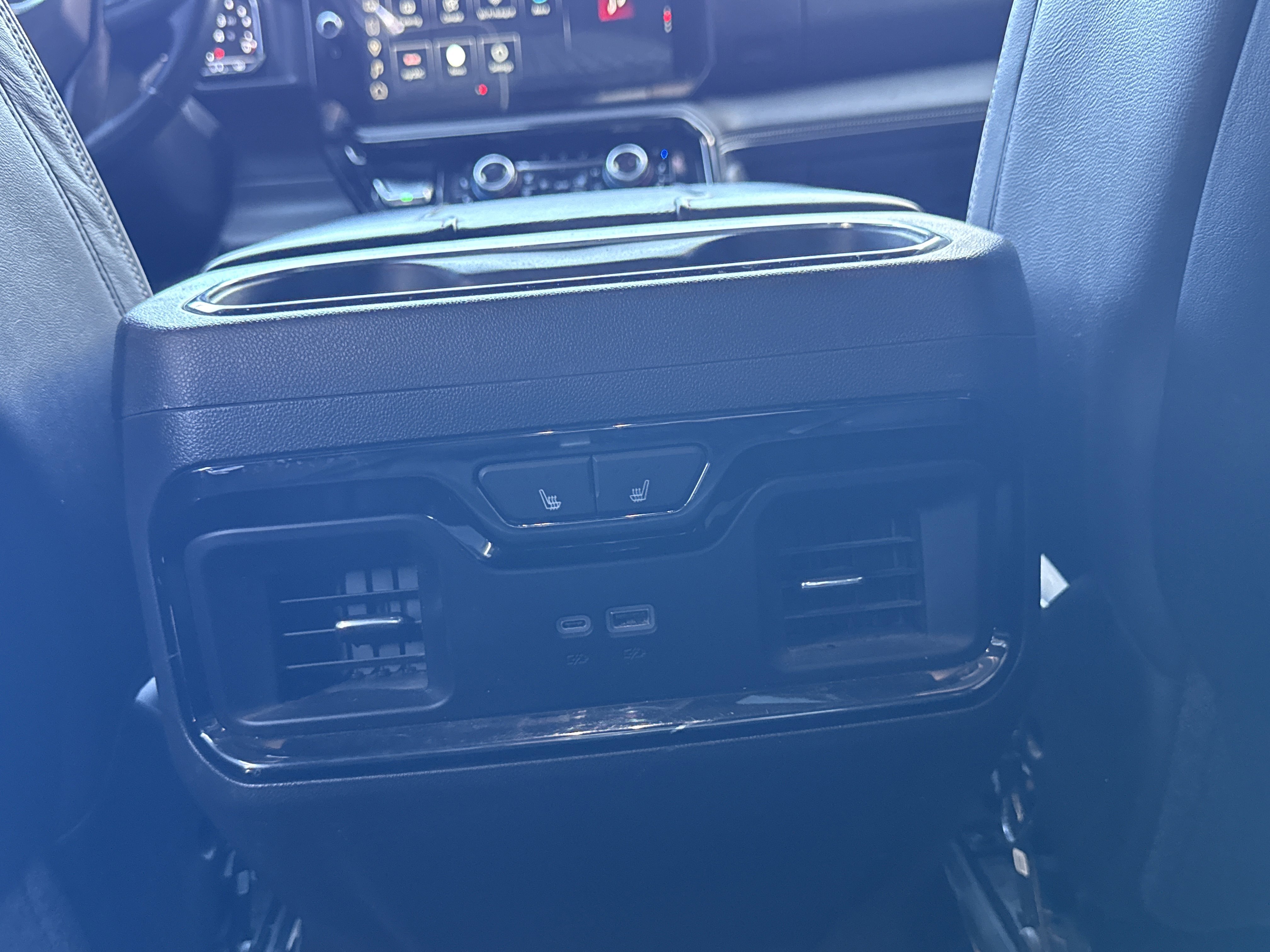 Used 2024 GMC Sierra 1500 AT4X image 31