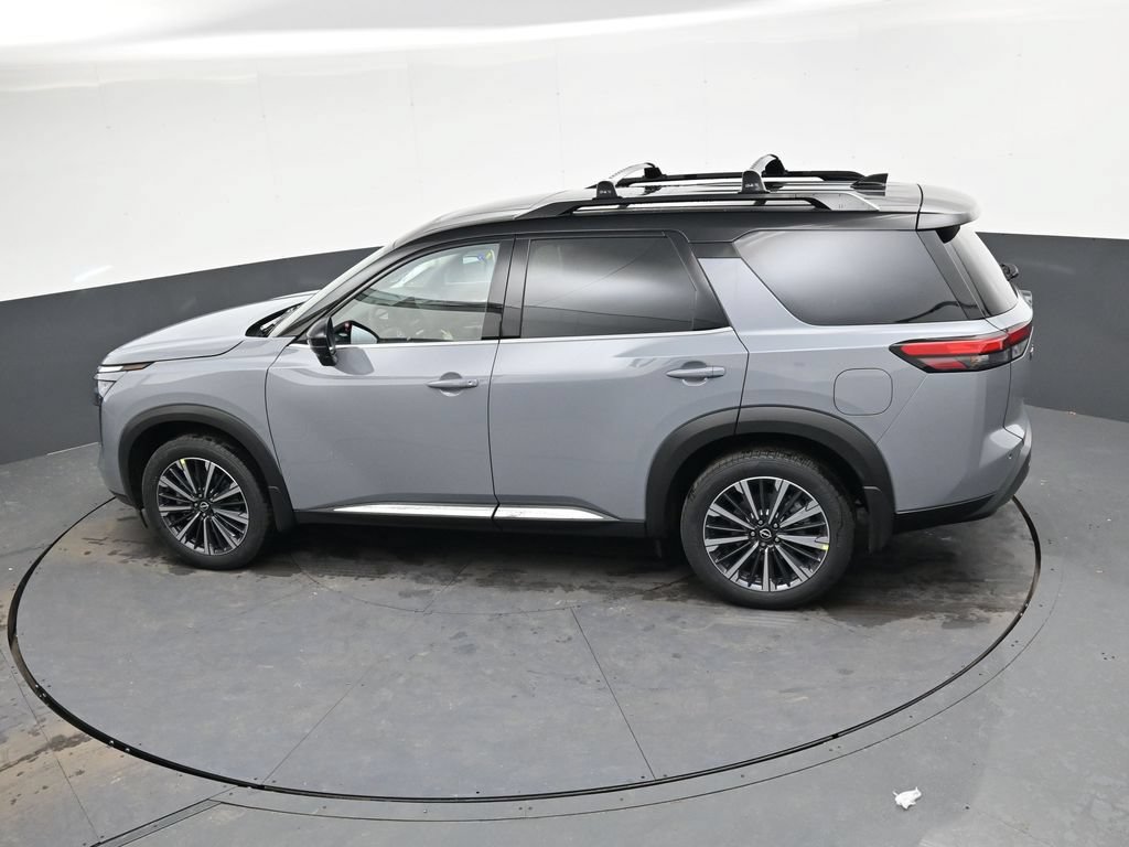 New 2026 Nissan Pathfinder Platinum FWD image 31