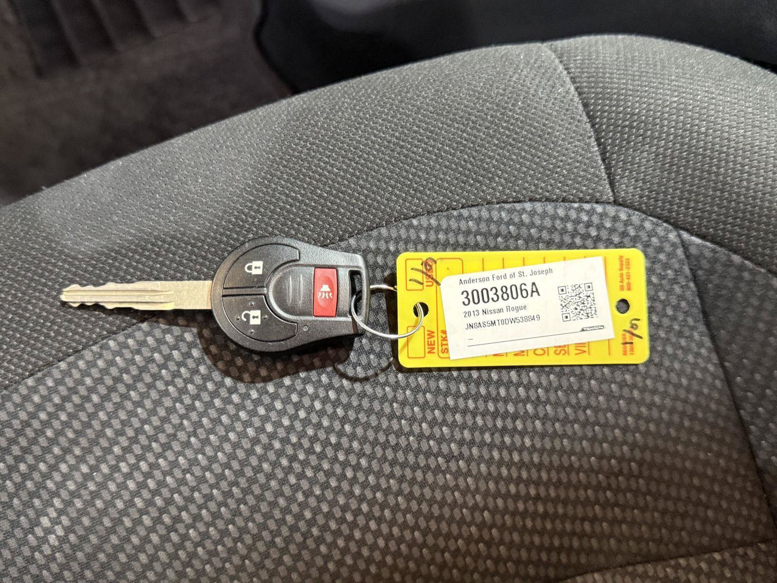Used 2013 Nissan Rogue S FWD image 31