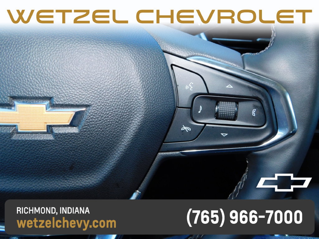 Used 2025 Chevrolet Trax LT w/ Driver Confidence Package FWD image 28