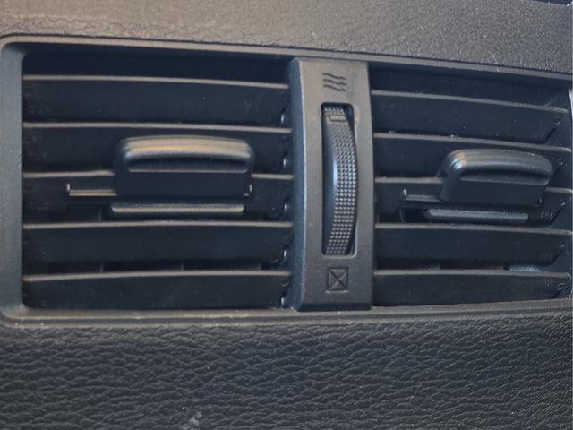 Used 2022 Mitsubishi Outlander SE image 15