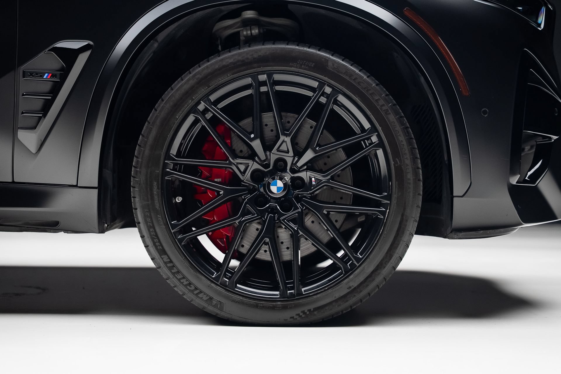 Used 2024 BMW X5 M Competition w/ Executive Package AWD/4WD image 41