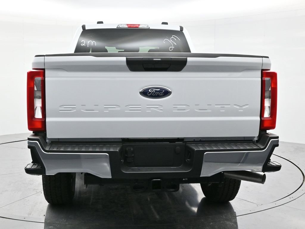 New 2026 Ford F350 XLT image 6