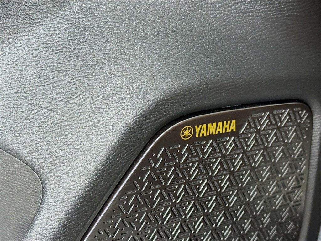 New 2025 Mitsubishi Outlander SEL image 19