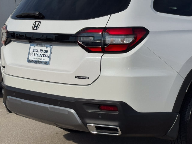Certified 2026 Honda Pilot Touring image 8